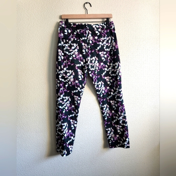 BANANA Republic Women's Sloan Floral Pants - Picture 2 of 11